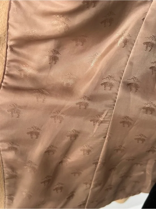 Brooks Brothers "346" Women’s 100% Camel Hair Blazer in 2P (Petite) - Picture 12 of 12